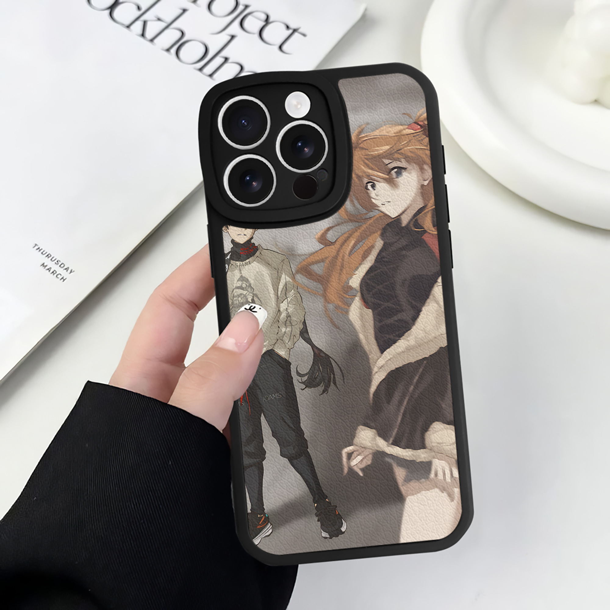 （画像用） EVA 新世紀エヴァンゲリオン 【iPhone 16シリーズ対応】シリコンスマホケース（レザー調） 材質：シリコン